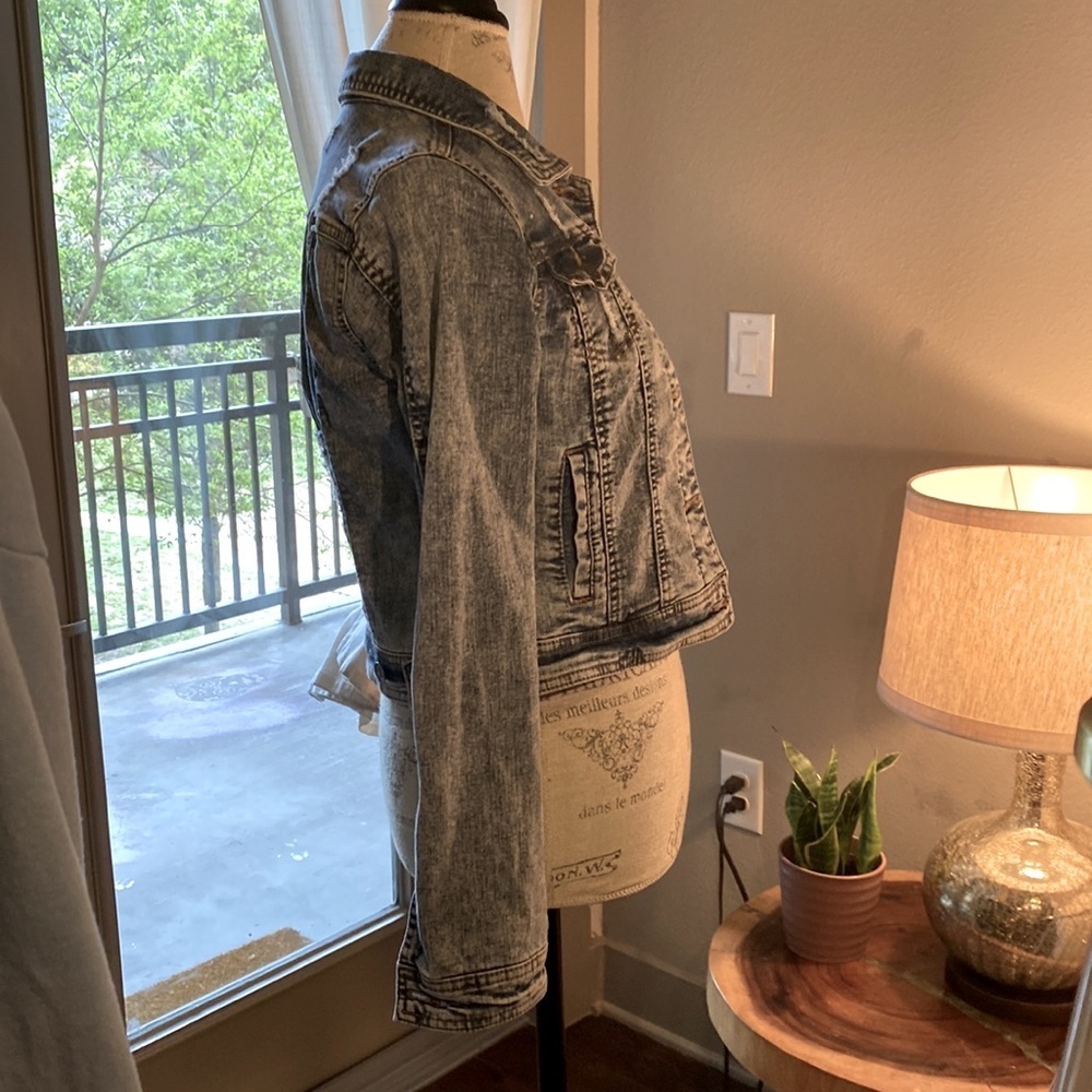 C’est CT Toi USA acid wash blue denim jean jacket XS cropped longsleeve coat​​ - Picture 9 of 12
